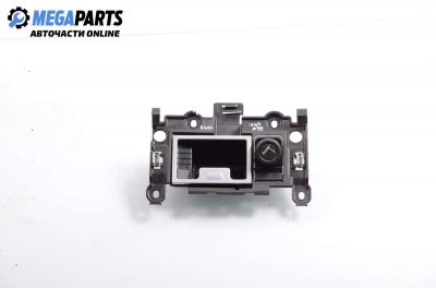 Пепелник за BMW 5 Series E60 Sedan (E60) (07.2003 - 03.2010)